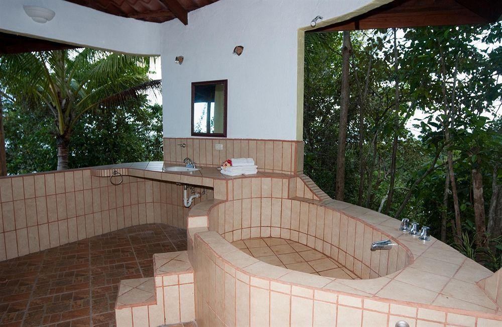 Lagunavista Villas Carate Zewnętrze zdjęcie